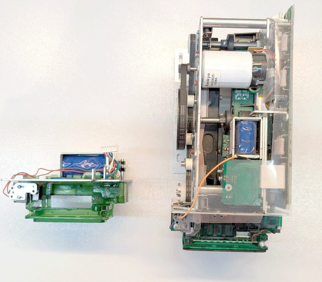 Self Cleaning Card Reader
